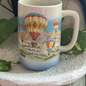 OTAGIRI JAPAN vintage Ceramic Dining Mug Cup with Hot Air Balloon Design NWOT